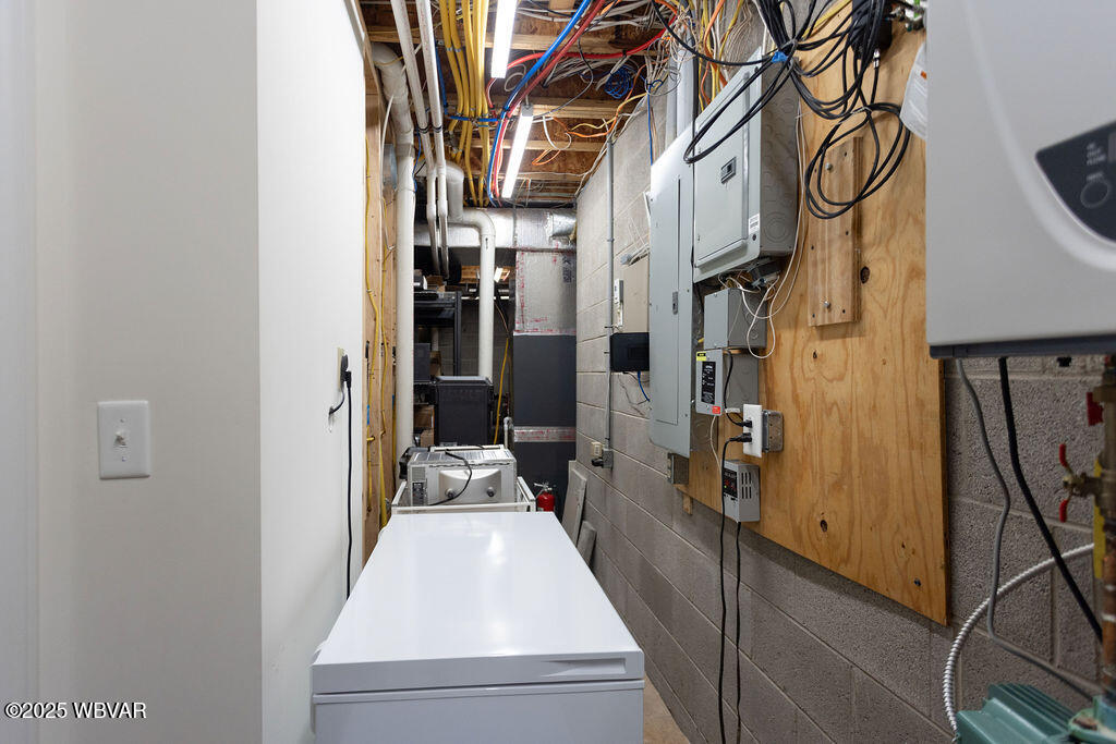 Montoursville, Pennsylvania 17754, United States, 5 Bedrooms Bedrooms, ,6 BathroomsBathrooms,Residential,Active,245089