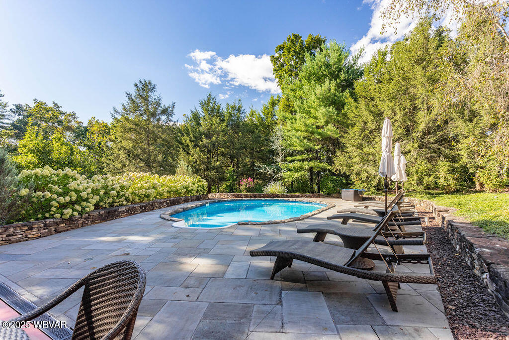 Montoursville, Pennsylvania 17754, United States, 5 Bedrooms Bedrooms, ,6 BathroomsBathrooms,Residential,Active,245089