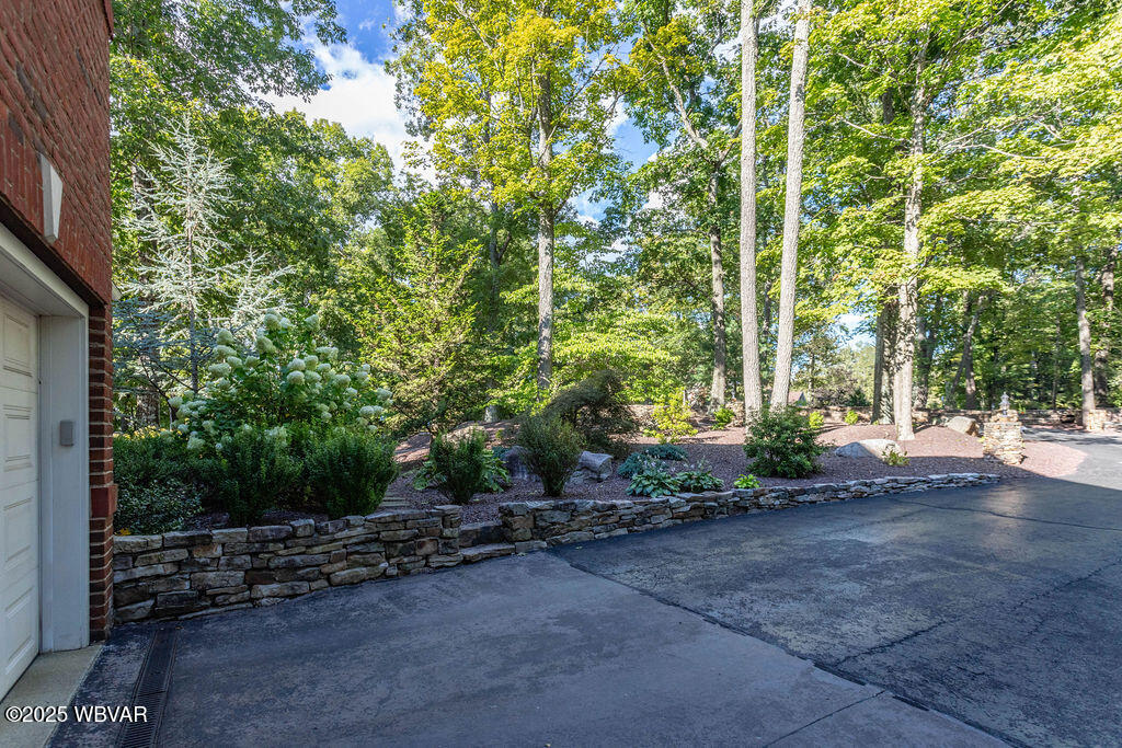 Montoursville, Pennsylvania 17754, United States, 5 Bedrooms Bedrooms, ,6 BathroomsBathrooms,Residential,Active,245089