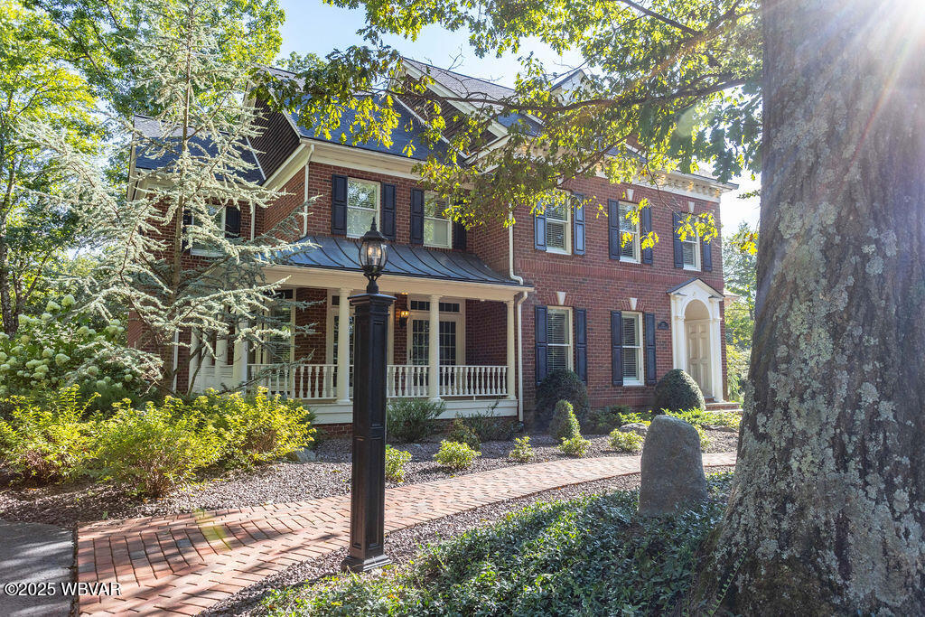 Properties 6 252 SHADY KNOLL ROAD