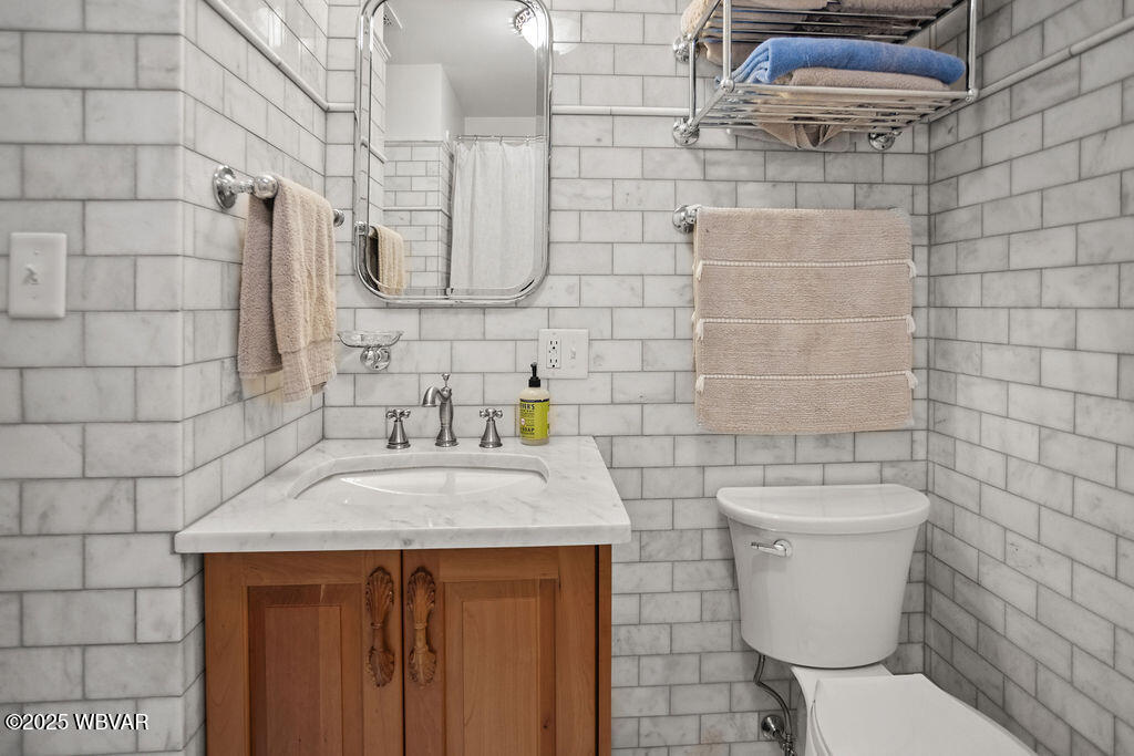 Montoursville, Pennsylvania 17754, United States, 5 Bedrooms Bedrooms, ,6 BathroomsBathrooms,Residential,Active,245089