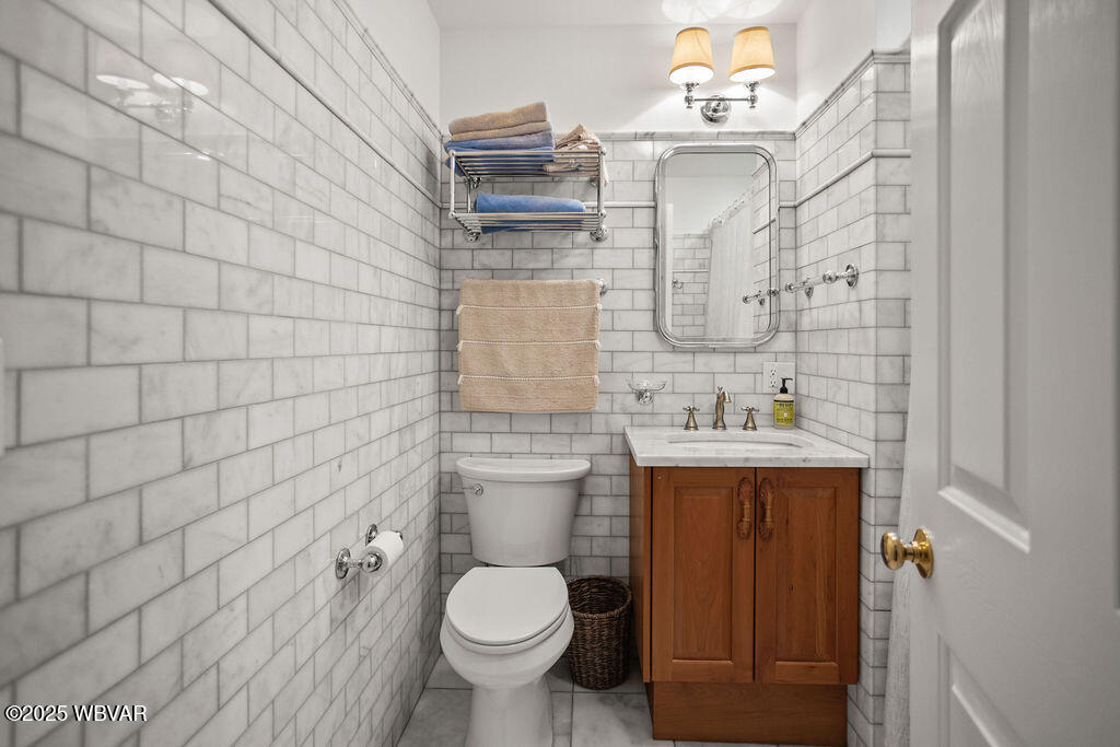 Montoursville, Pennsylvania 17754, United States, 5 Bedrooms Bedrooms, ,6 BathroomsBathrooms,Residential,Active,245089