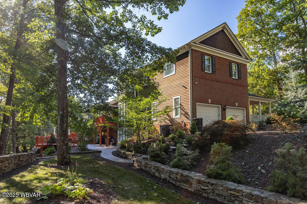 Montoursville, Pennsylvania 17754, United States, 5 Bedrooms Bedrooms, ,6 BathroomsBathrooms,Residential,Active,245089