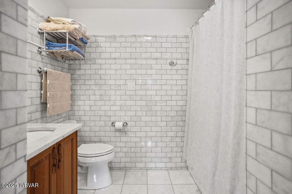 Montoursville, Pennsylvania 17754, United States, 5 Bedrooms Bedrooms, ,6 BathroomsBathrooms,Residential,Active,245089