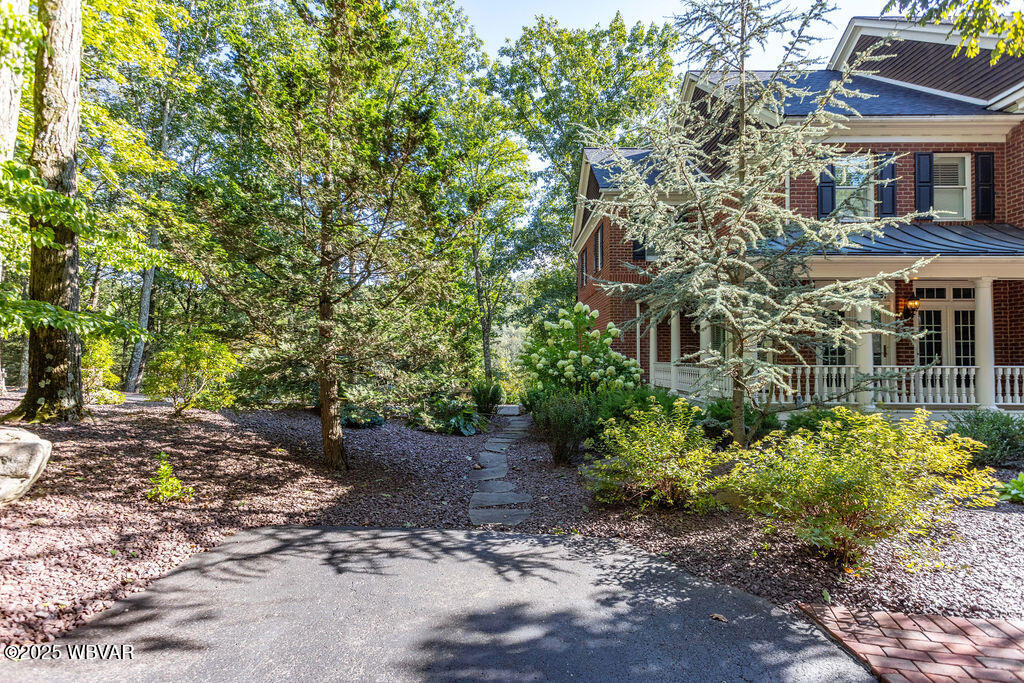 Montoursville, Pennsylvania 17754, United States, 5 Bedrooms Bedrooms, ,6 BathroomsBathrooms,Residential,Active,245089