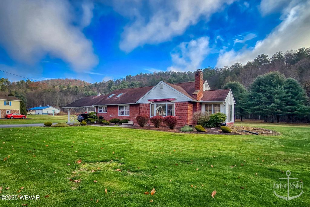 Photo of 418 PARK AVENUE Ave, Lock Haven, PA 17745 (MLS # WB-102835)