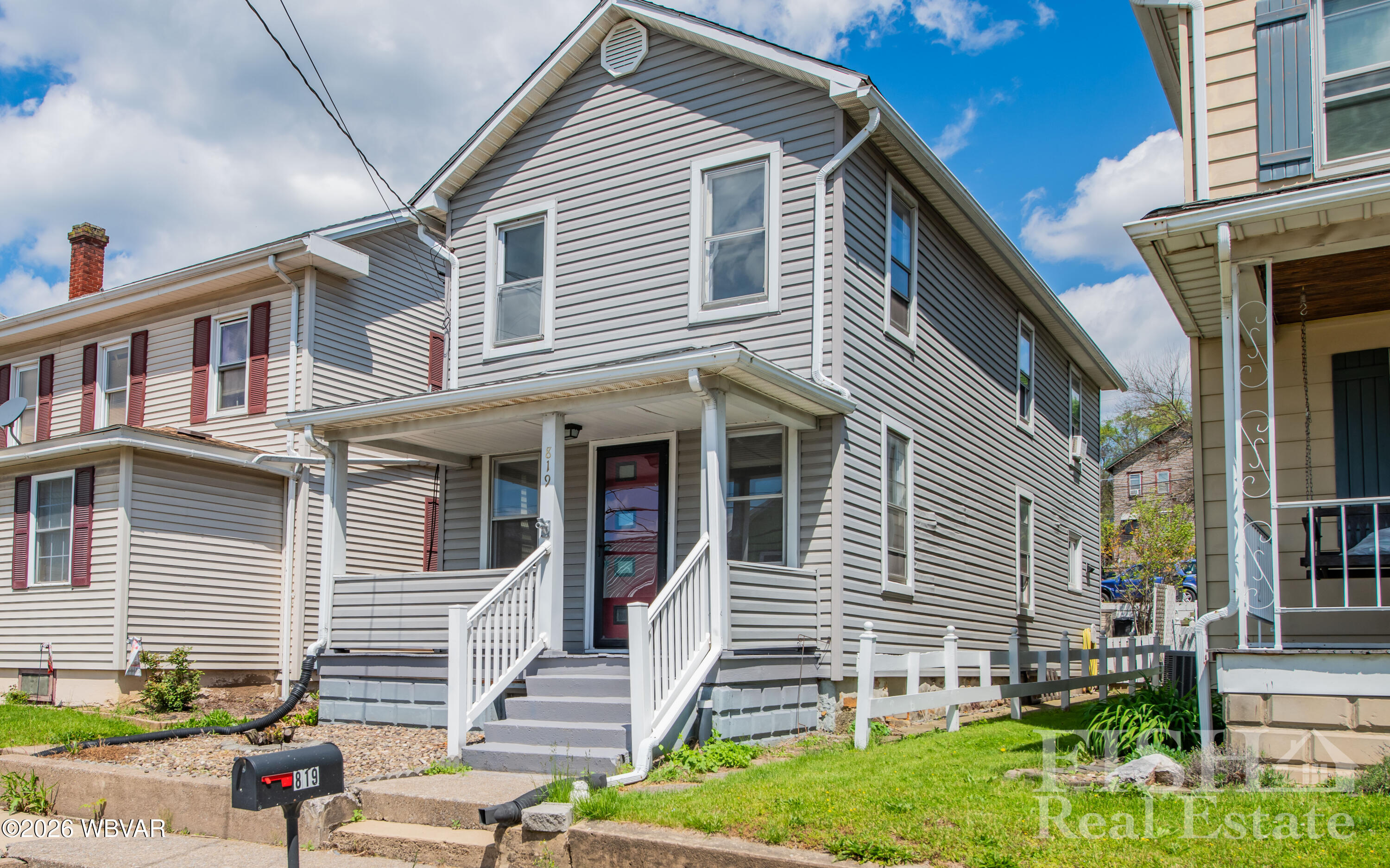 819 high street