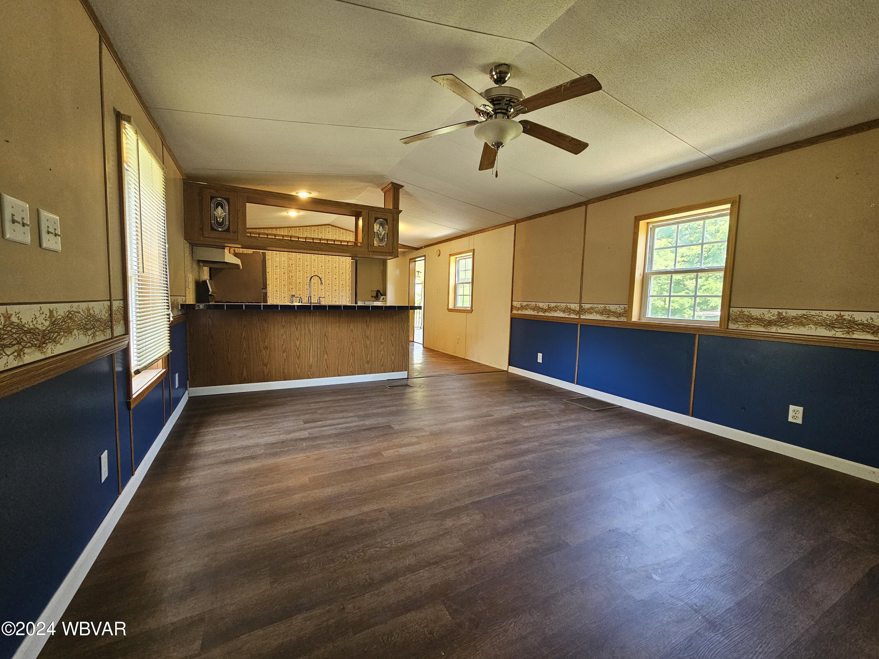 Jersey Shore, Pennsylvania 17740, United States, 3 Bedrooms Bedrooms, ,2 BathroomsBathrooms,Residential,Pending,54537