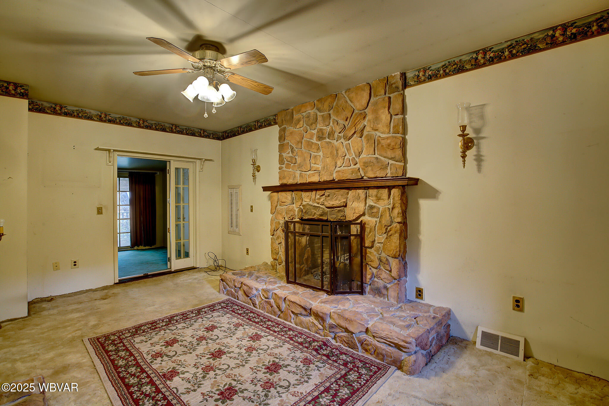 Cogan Station, Pennsylvania 17728, United States, 2 Bedrooms Bedrooms, ,1 BathroomBathrooms,Residential,Pending,84870