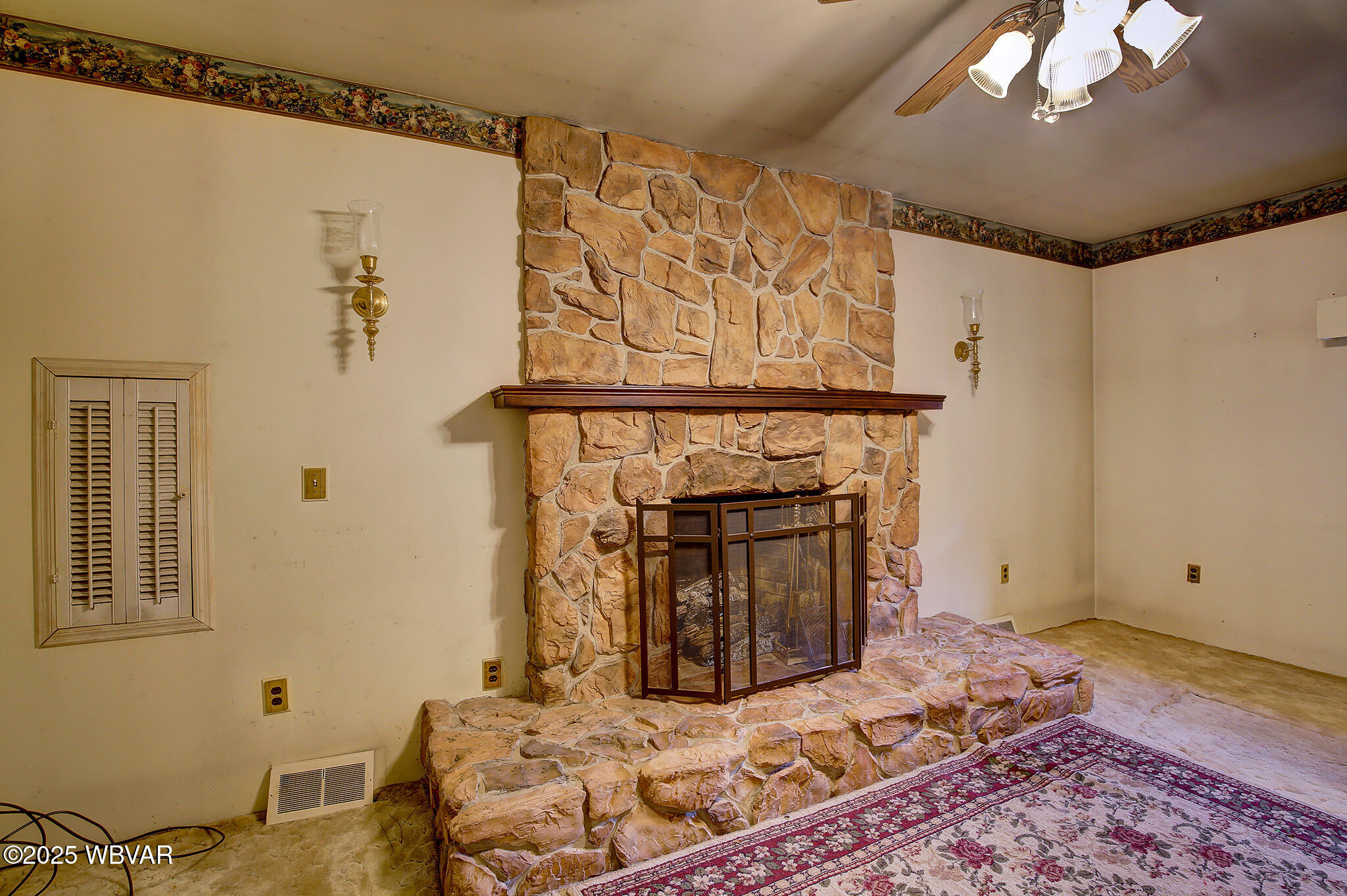 Cogan Station, Pennsylvania 17728, United States, 2 Bedrooms Bedrooms, ,1 BathroomBathrooms,Residential,Pending,84870