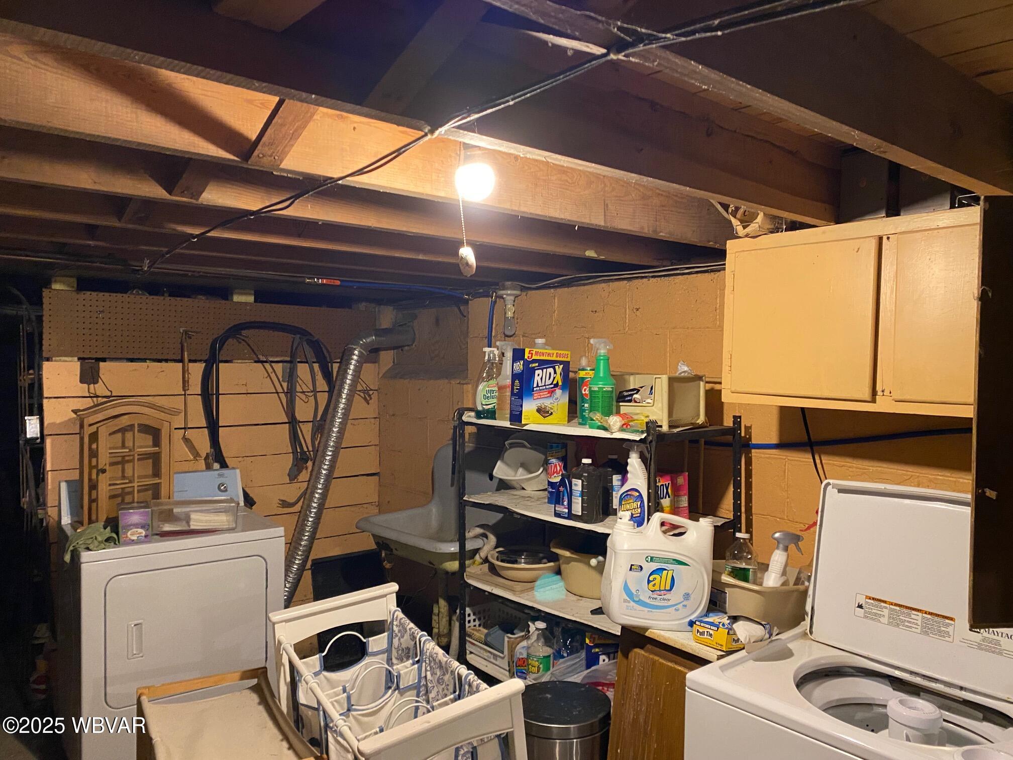 Cogan Station, Pennsylvania 17728, United States, 2 Bedrooms Bedrooms, ,1 BathroomBathrooms,Residential,Pending,84870