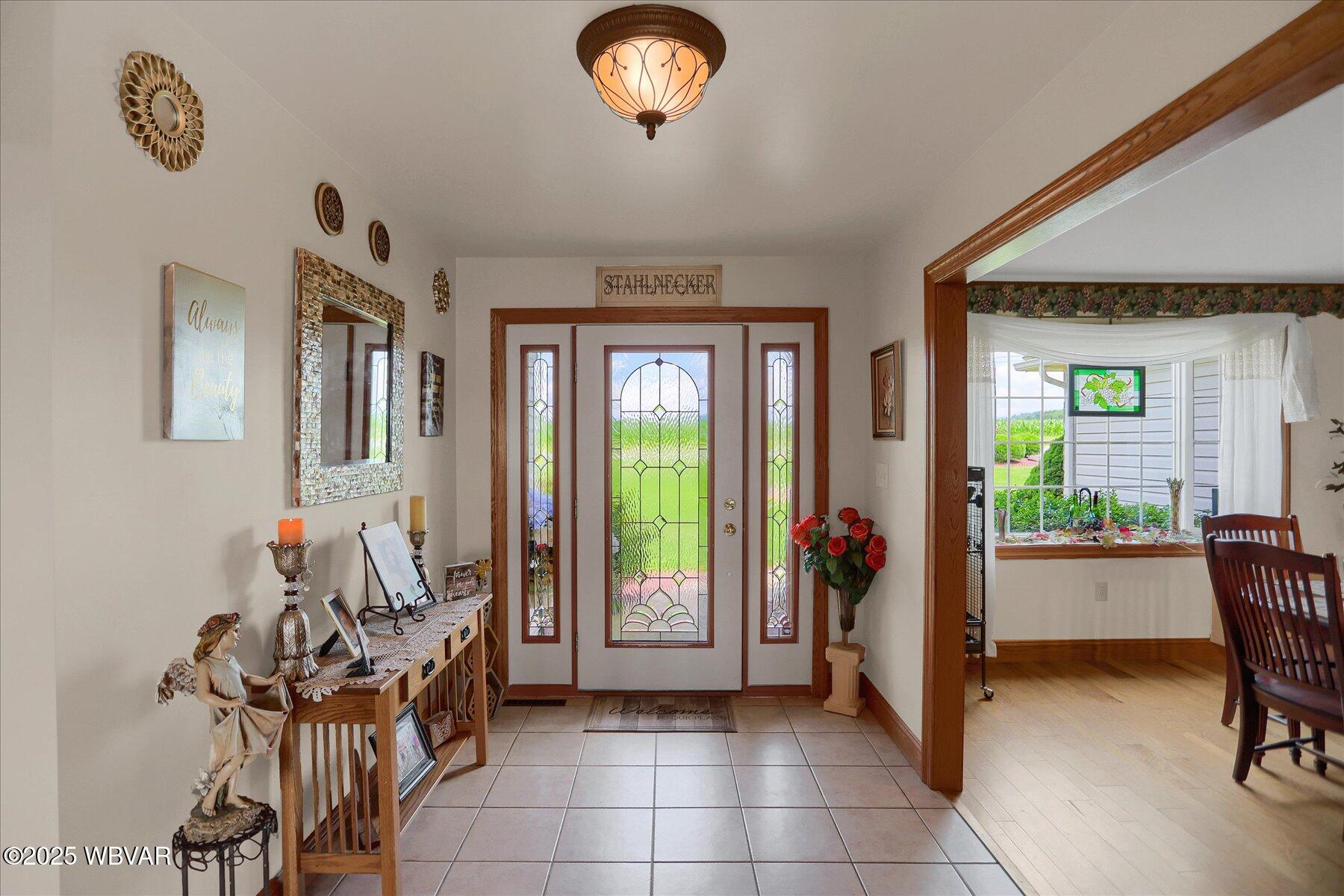 960 SUNRISE DRIVE