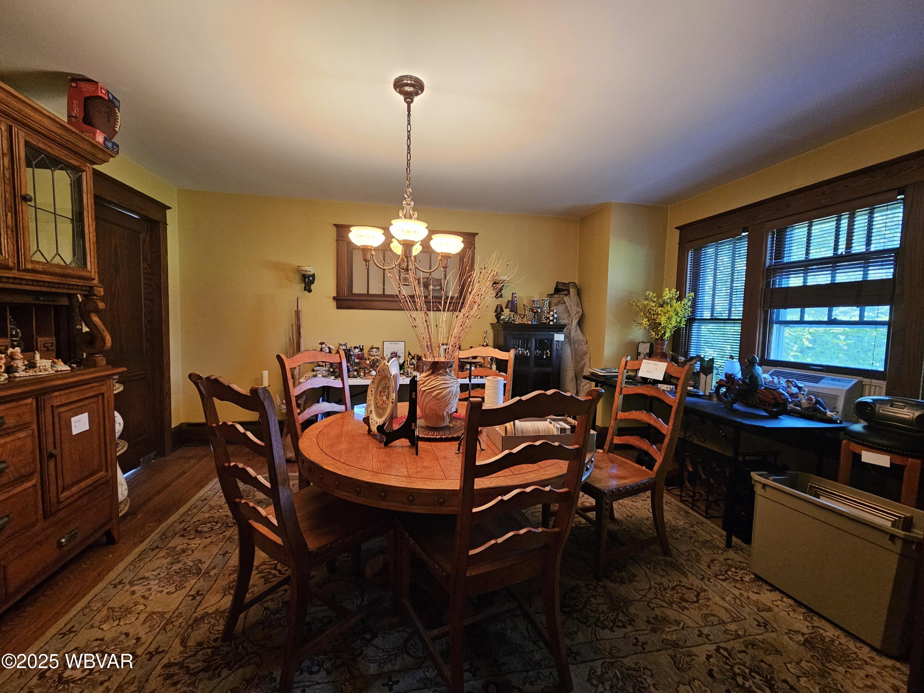 Williamsport, Pennsylvania 17701, United States, 3 Bedrooms Bedrooms, ,2 BathroomsBathrooms,Residential,Contingent,184195