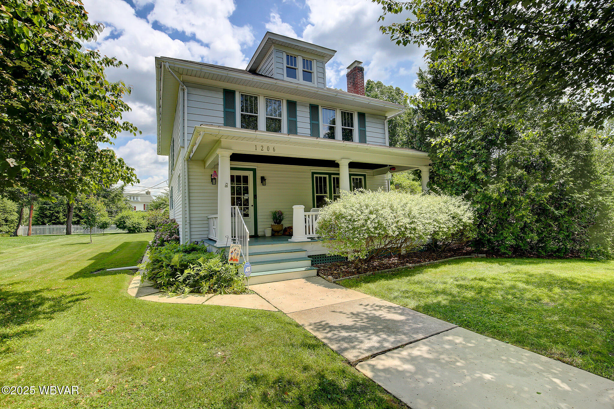 Williamsport, Pennsylvania 17701, United States, 3 Bedrooms Bedrooms, ,2 BathroomsBathrooms,Residential,Contingent,184195