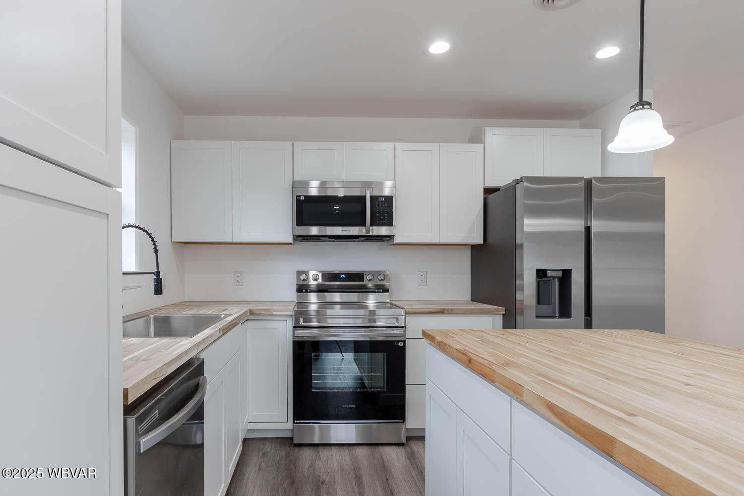 Properties 5 310-312 W CLINTON STREET