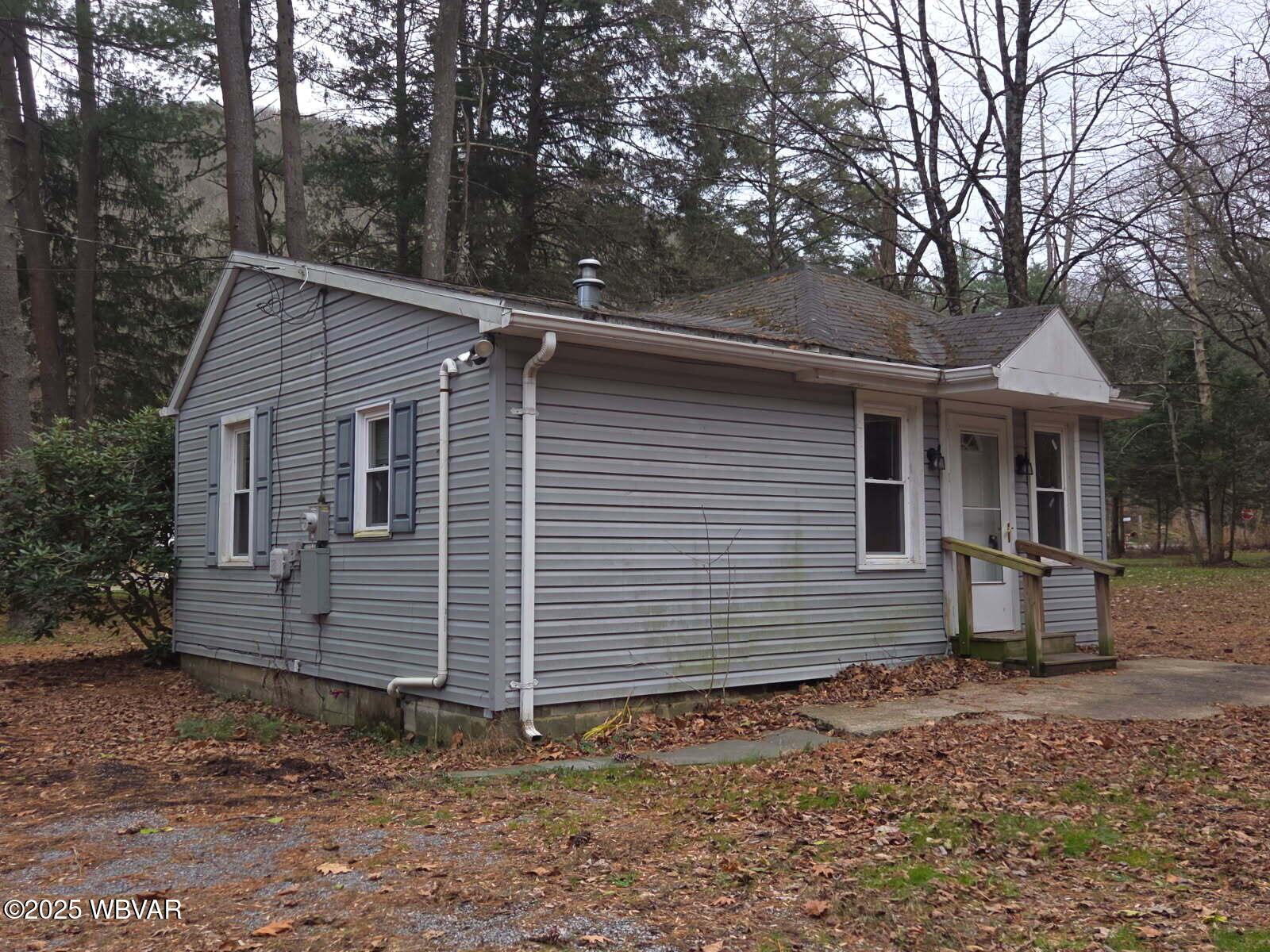 Properties 3 390 VALLEY STREET