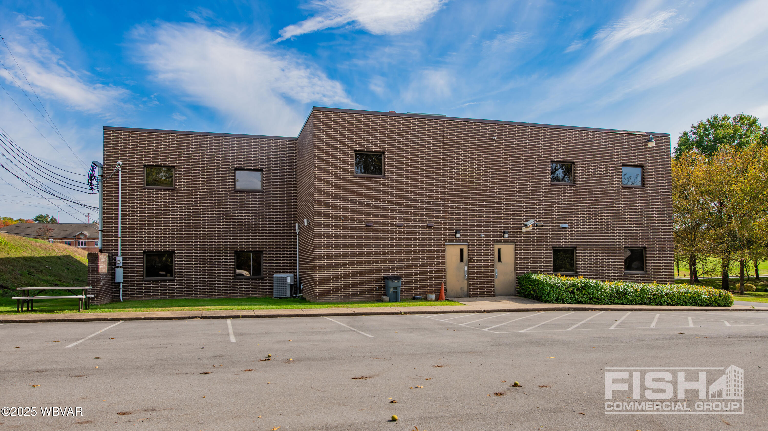 Properties 5 1601 SYCAMORE ROAD