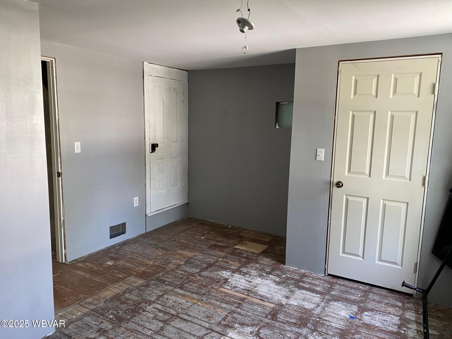 Williamsport, Pennsylvania 17701, United States, 2 Bedrooms Bedrooms, ,2 BathroomsBathrooms,Residential,Pending,119466