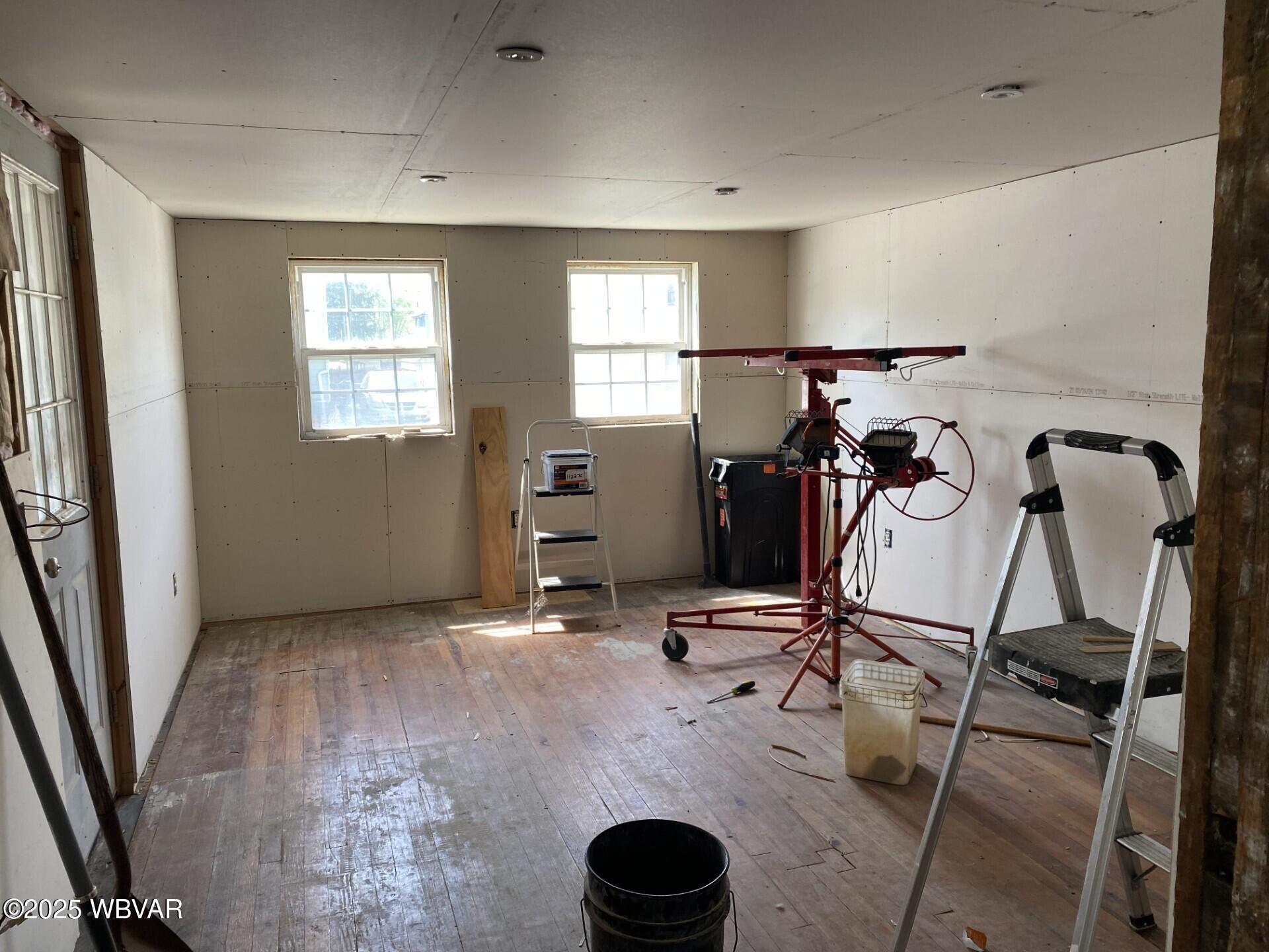 Williamsport, Pennsylvania 17701, United States, 2 Bedrooms Bedrooms, ,2 BathroomsBathrooms,Residential,Pending,119466