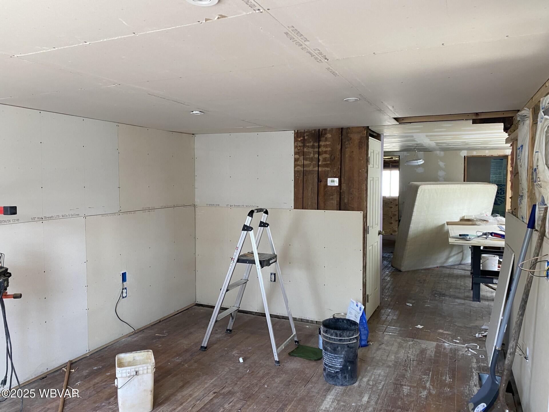 Williamsport, Pennsylvania 17701, United States, 2 Bedrooms Bedrooms, ,2 BathroomsBathrooms,Residential,Pending,119466