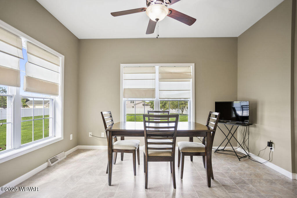 Hughesville, Pennsylvania 17737, United States, 4 Bedrooms Bedrooms, ,3 BathroomsBathrooms,Residential,Pending,184029