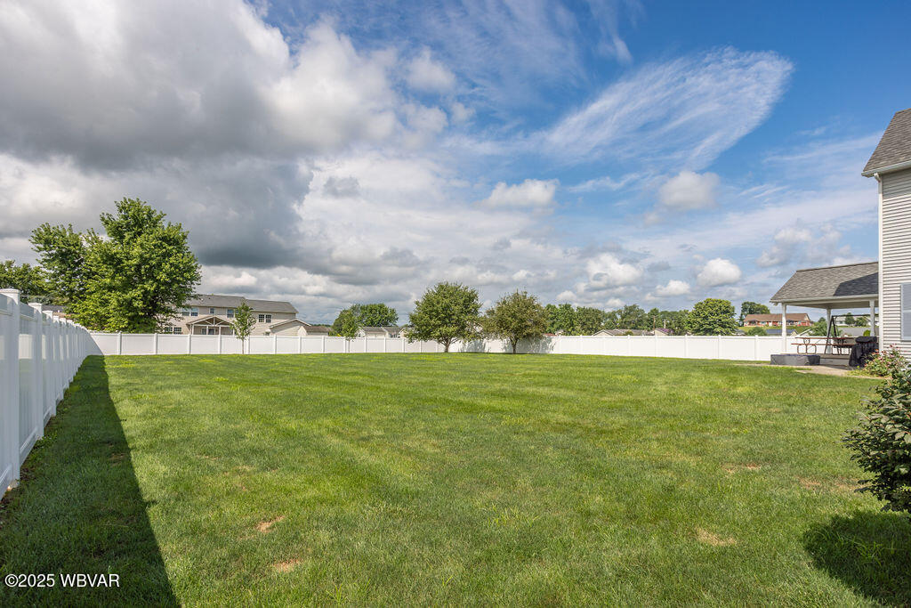 Hughesville, Pennsylvania 17737, United States, 4 Bedrooms Bedrooms, ,3 BathroomsBathrooms,Residential,Pending,184029