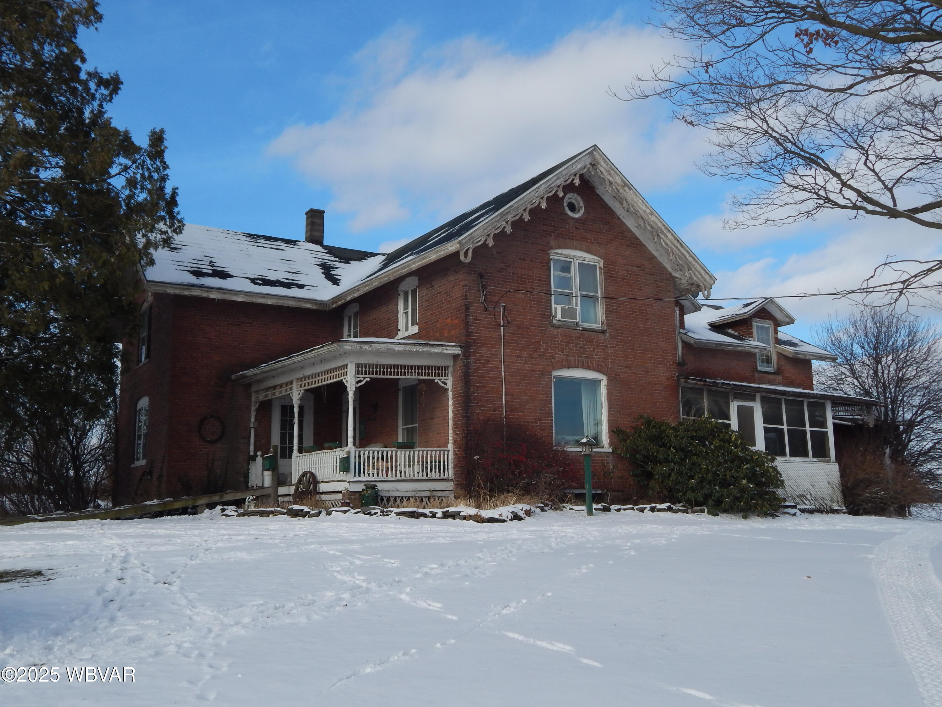 Properties 3 392 WOOD ROAD