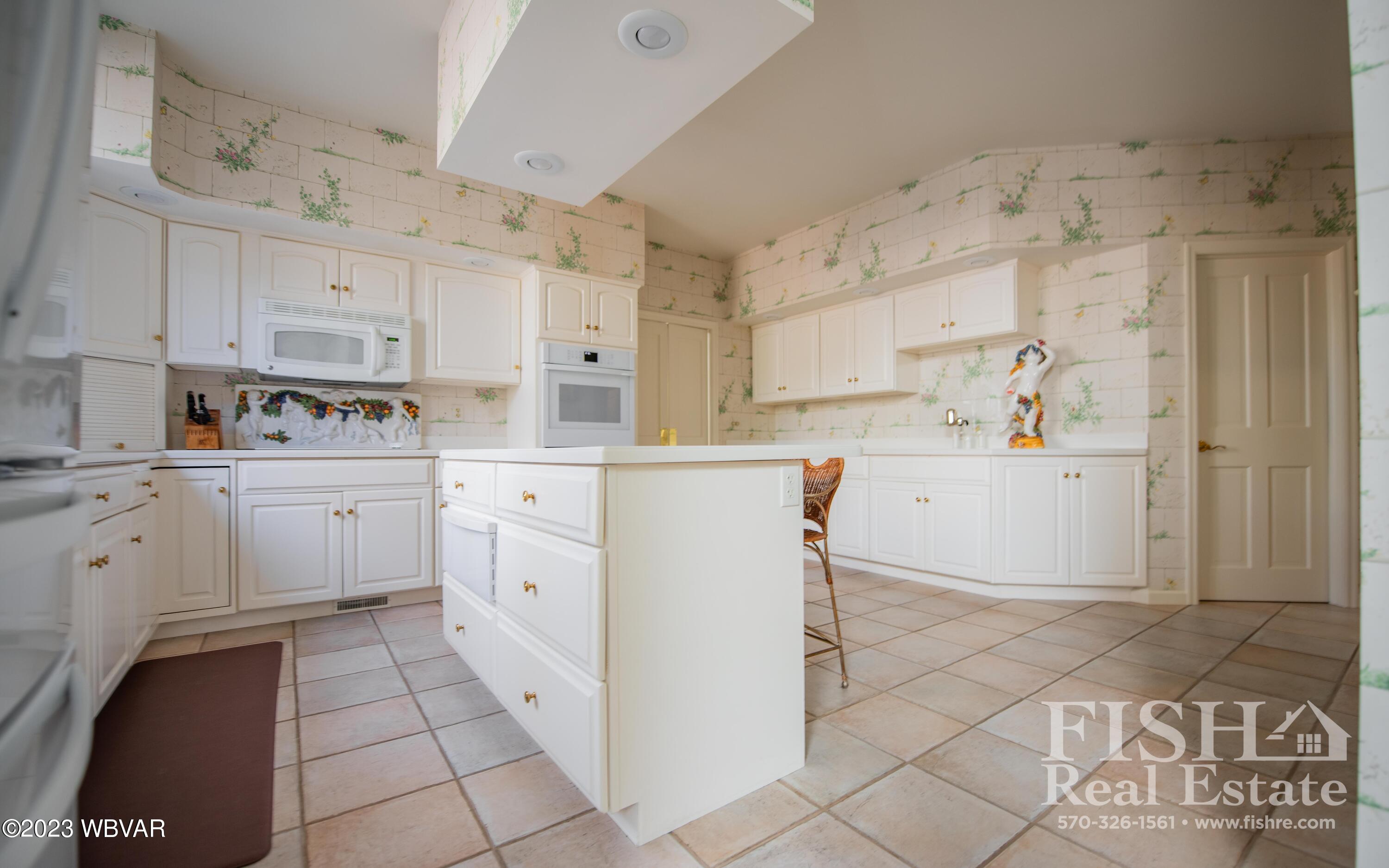 1776 RAVINE ROAD, Williamsport, PA 17701 MLS WB98189 Listing