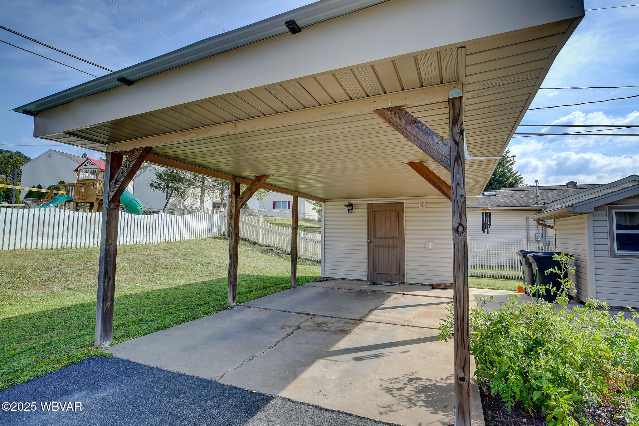 Williamsport, Pennsylvania 17701, United States, 3 Bedrooms Bedrooms, ,1 BathroomBathrooms,Residential,Contingent,213033