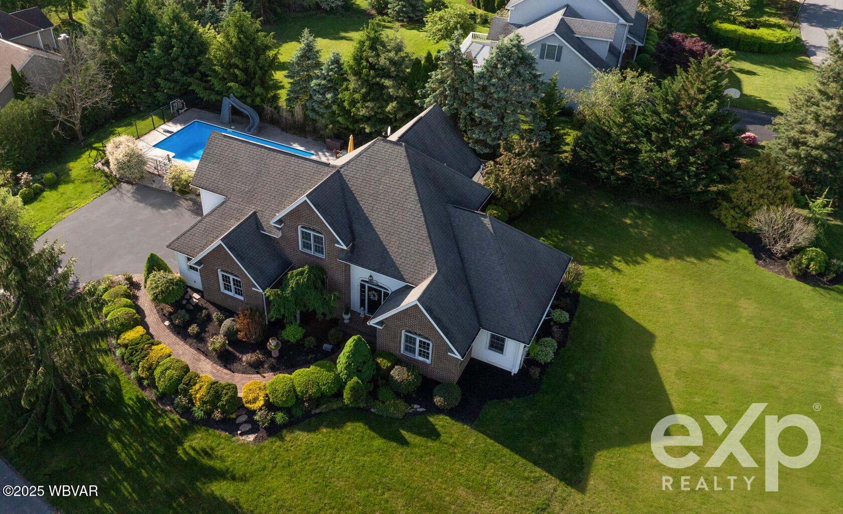 181 GOLFVIEW DRIVE