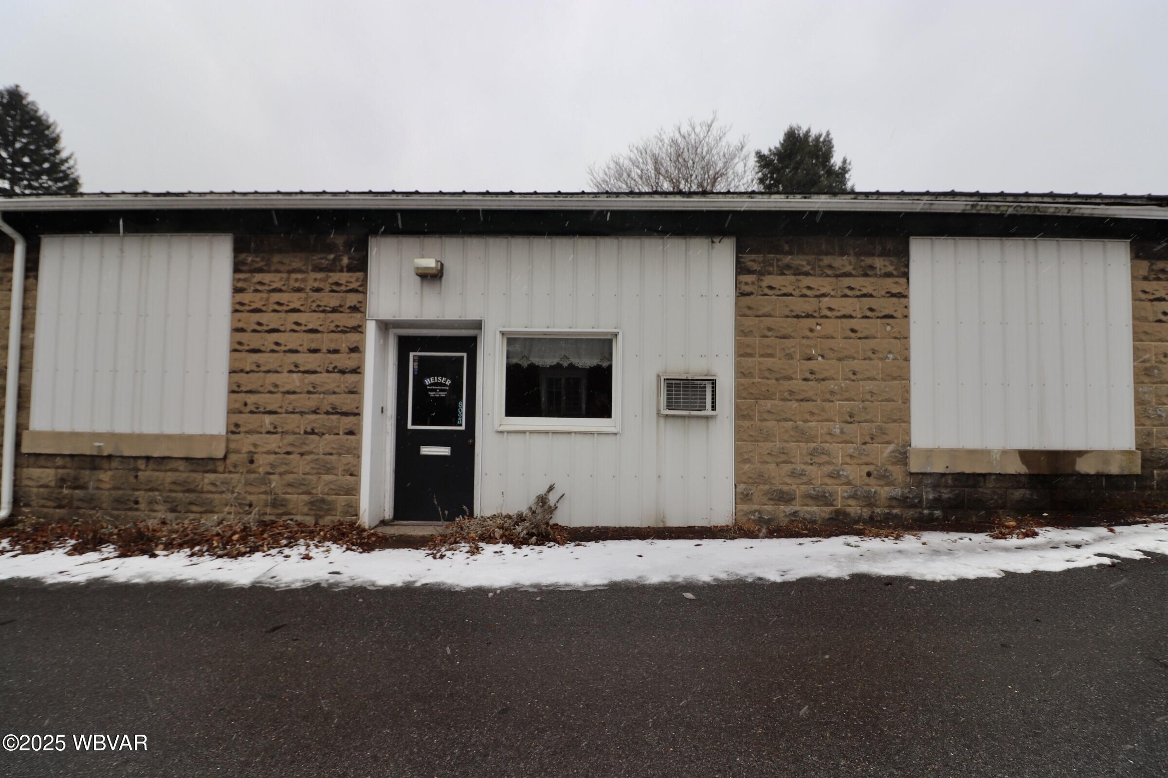 S. Williamsport, Pennsylvania 17702, United States, ,2 BathroomsBathrooms,Commercial,Active,16881