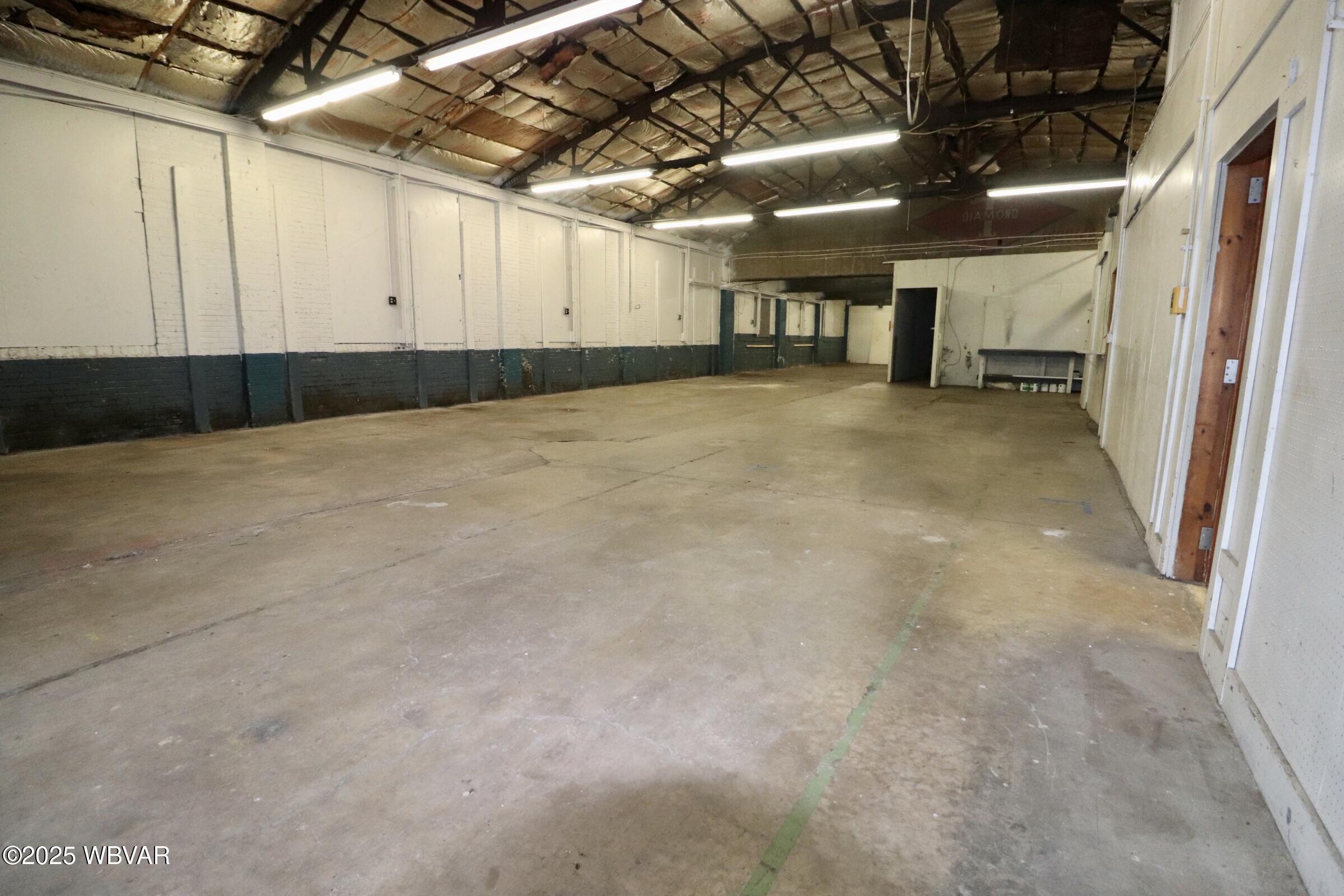 S. Williamsport, Pennsylvania 17702, United States, ,2 BathroomsBathrooms,Commercial,Active,16881