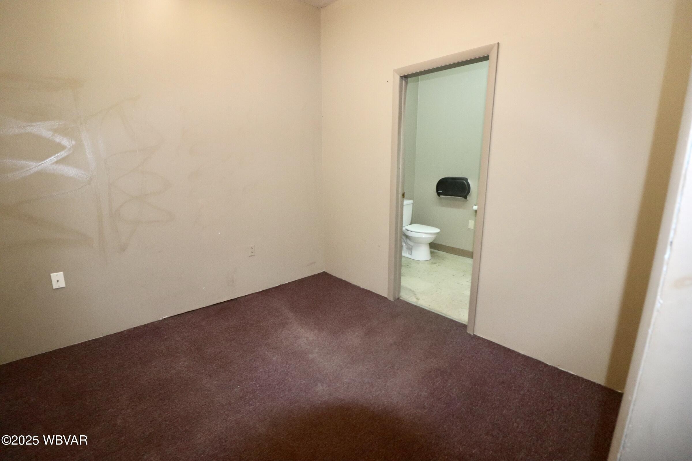 S. Williamsport, Pennsylvania 17702, United States, ,2 BathroomsBathrooms,Commercial,Active,16881