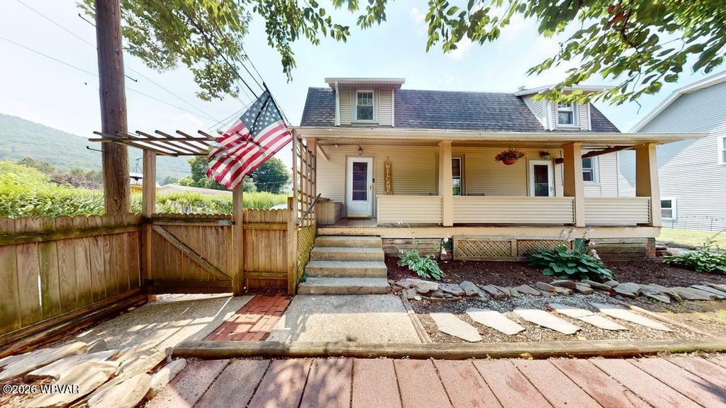Photo of 908 W BALD EAGLE AVENUE, Williamsport, PA 17702 (MLS # WB-104388)