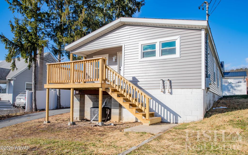 Photo of 937 CENTER STREET, Lock Haven, PA 17745 (MLS # WB-102961)