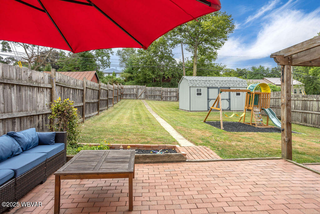 Watsontown, Pennsylvania 17777, United States, 4 Bedrooms Bedrooms, ,2 BathroomsBathrooms,Residential,Contingent,200921