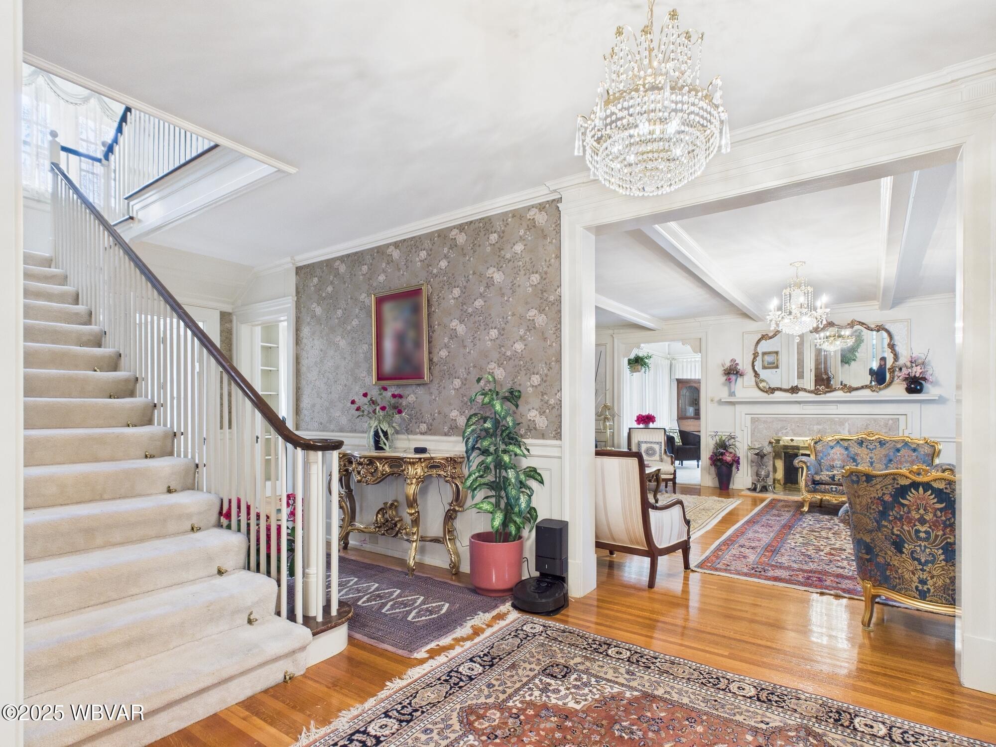 Properties 6 1100 CAMPBELL STREET