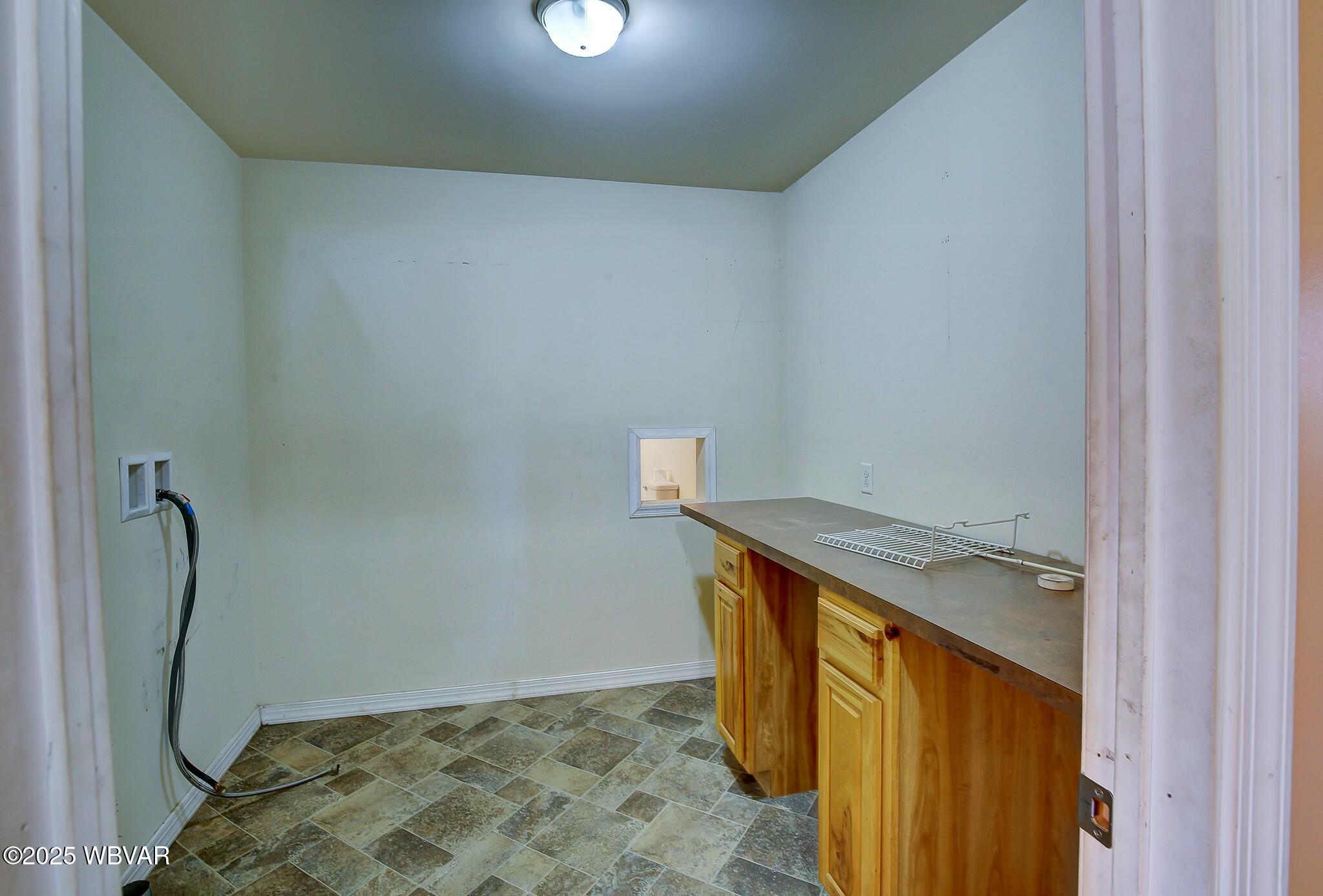 Muncy, Pennsylvania 17756, United States, 3 Bedrooms Bedrooms, ,2 BathroomsBathrooms,Residential,Contingent,113963