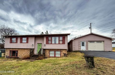 201 E HIGHLAND STREET Jersey Shore PA 17740