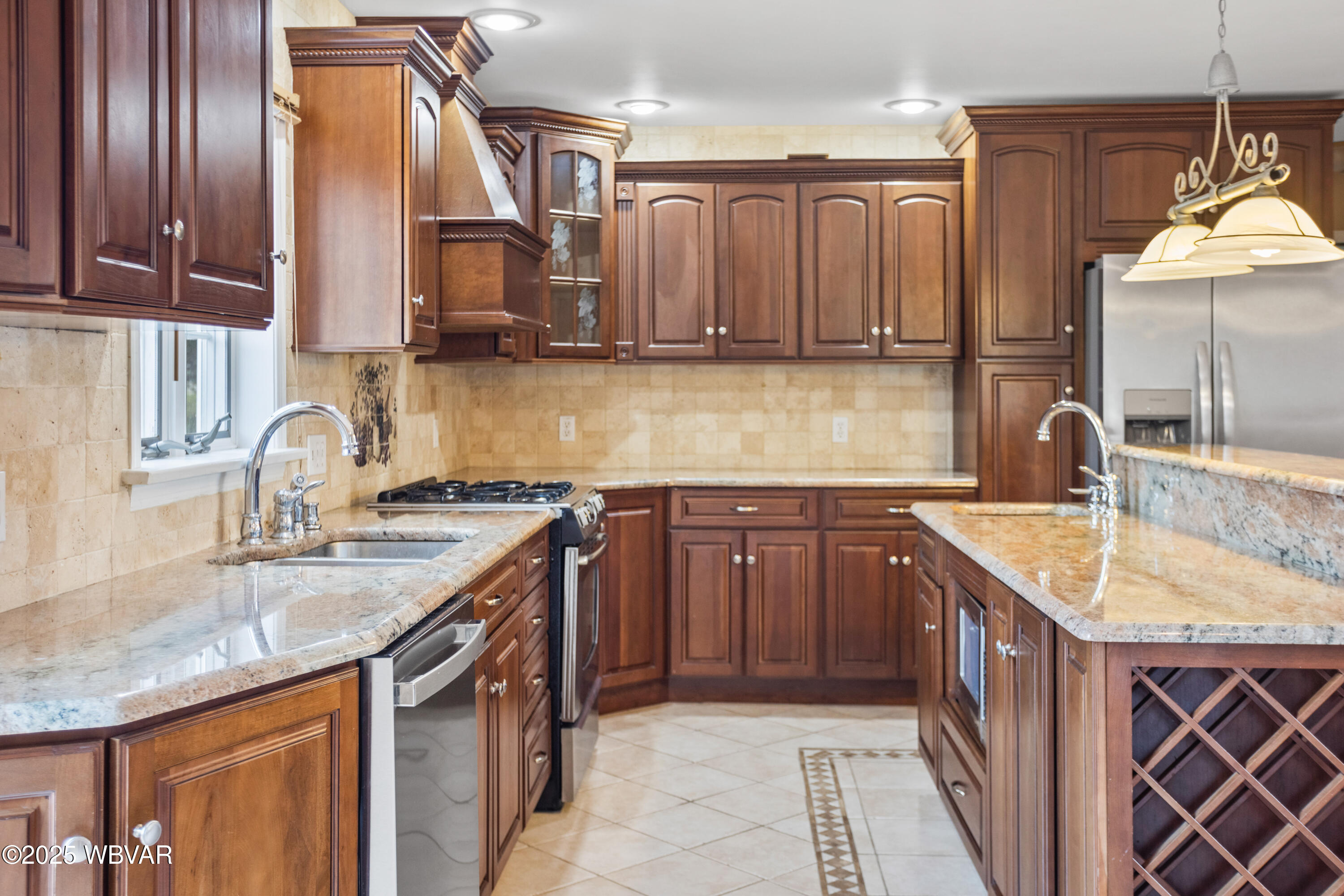 Williamsport, Pennsylvania 17701, United States, 4 Bedrooms Bedrooms, ,3 BathroomsBathrooms,Residential,Active,179104