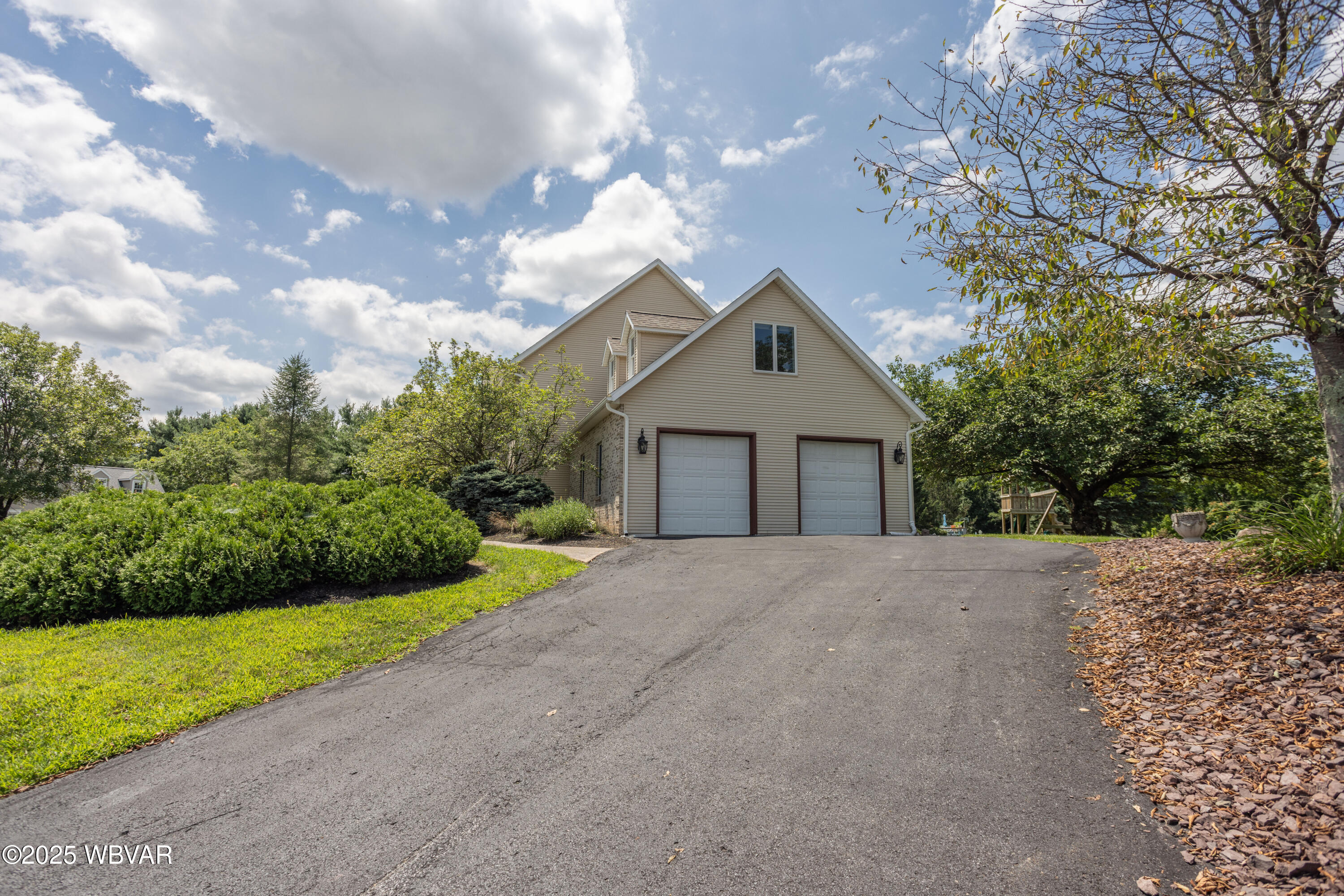 Williamsport, Pennsylvania 17701, United States, 4 Bedrooms Bedrooms, ,3 BathroomsBathrooms,Residential,Active,179104