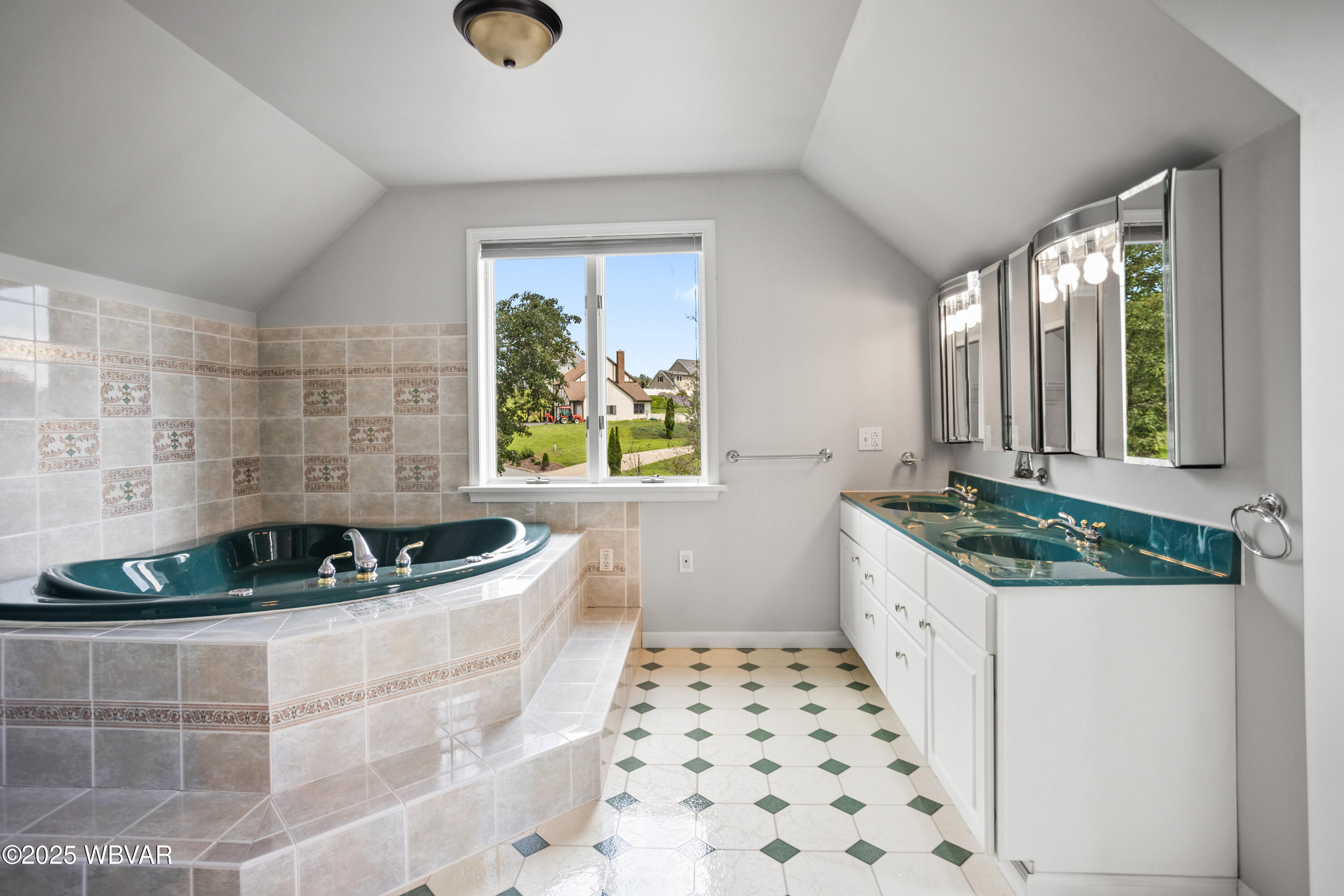 Williamsport, Pennsylvania 17701, United States, 4 Bedrooms Bedrooms, ,3 BathroomsBathrooms,Residential,Active,179104