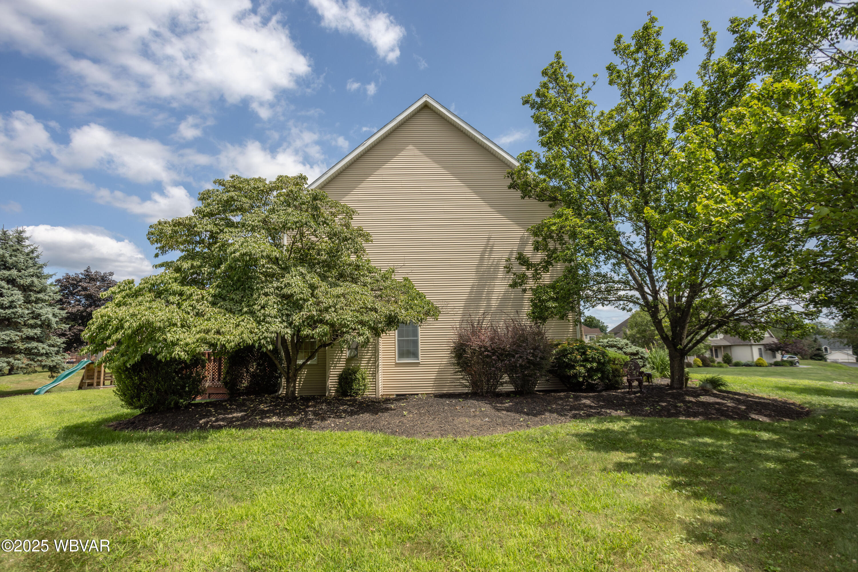 Williamsport, Pennsylvania 17701, United States, 4 Bedrooms Bedrooms, ,3 BathroomsBathrooms,Residential,Active,179104