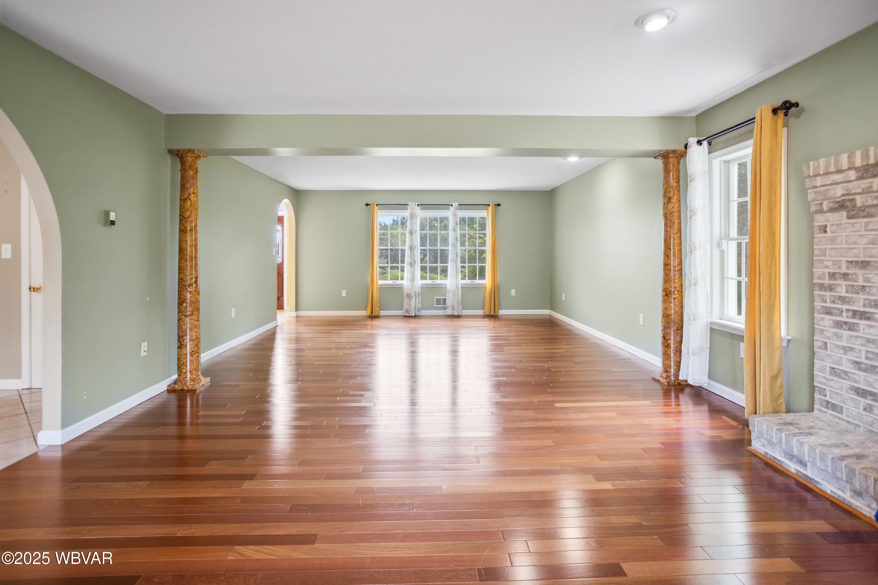 Williamsport, Pennsylvania 17701, United States, 4 Bedrooms Bedrooms, ,3 BathroomsBathrooms,Residential,Active,179104