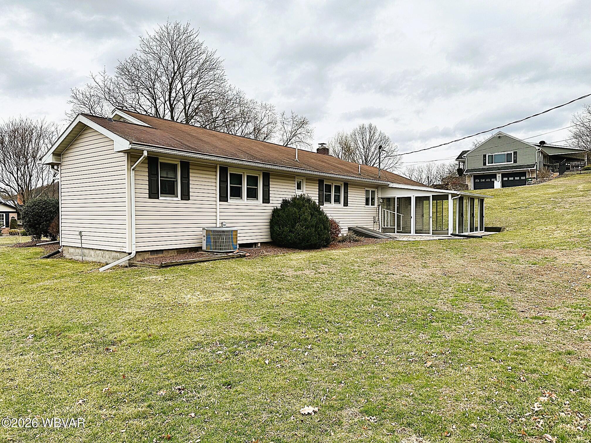 Properties 5 1931 ROUND TOP ROAD