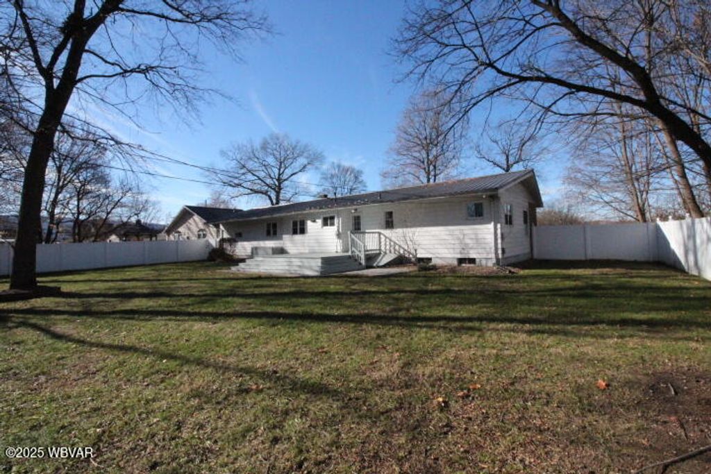 Photo of 1232 N LOYALSOCK AVENUE, Montoursville, PA 17754 (MLS # WB-102910)