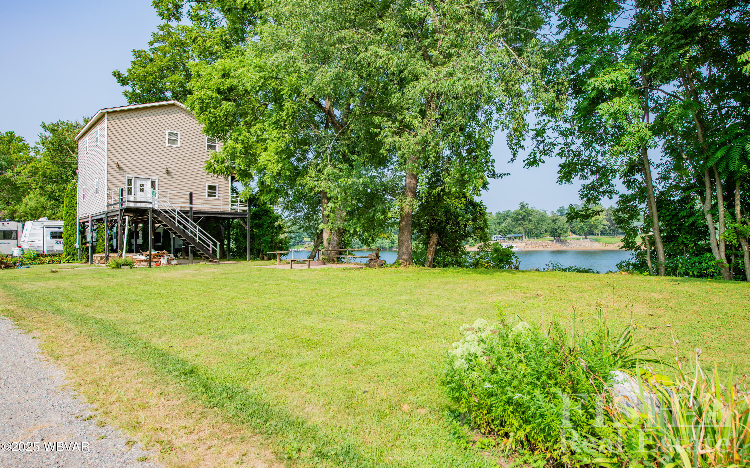 414 BIG RUN ROAD