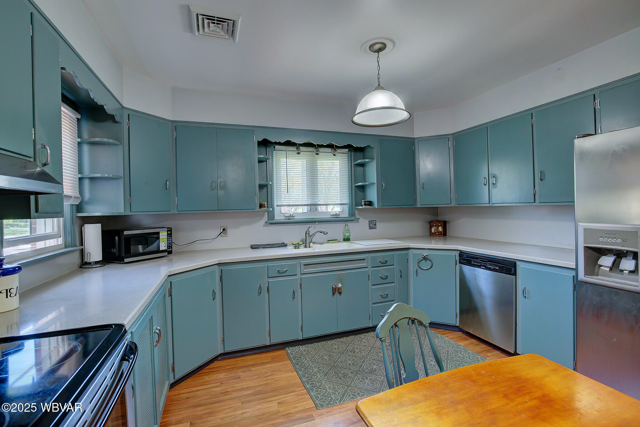 Williamsport, Pennsylvania 17701, United States, 3 Bedrooms Bedrooms, ,3 BathroomsBathrooms,Residential,Pending,119633