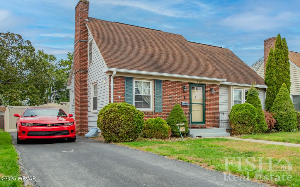 Photo of 1359 CLAYTON AVENUE, Williamsport, PA 17701 (MLS # WB-102636)