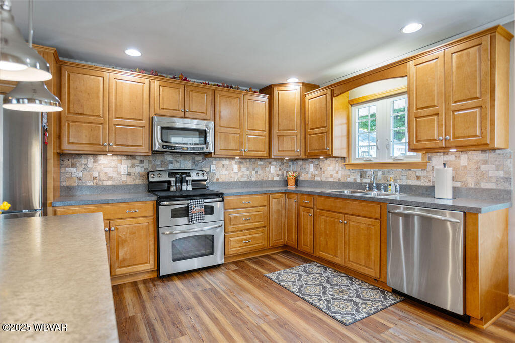 Hughesville, Pennsylvania 17737, United States, 3 Bedrooms Bedrooms, ,2 BathroomsBathrooms,Residential,Active,227053